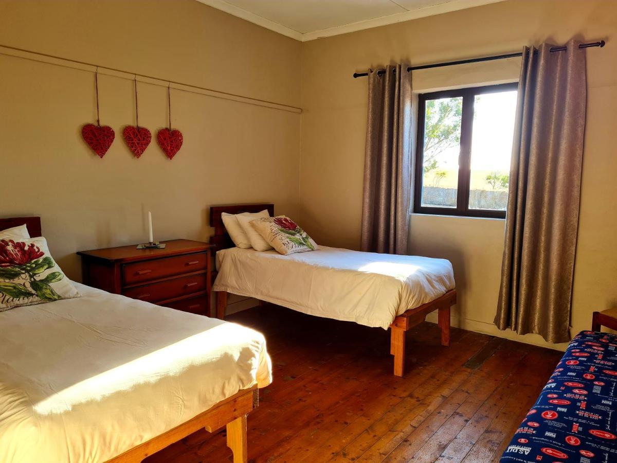 Die Blouhuis Farmhouse Retreat With A Hot Tub Cloeteskraal Kültér fotó